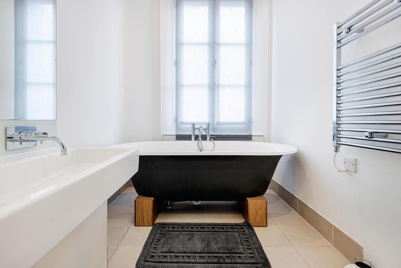 Modern Mayfair Apartments Лондон Экстерьер фото
