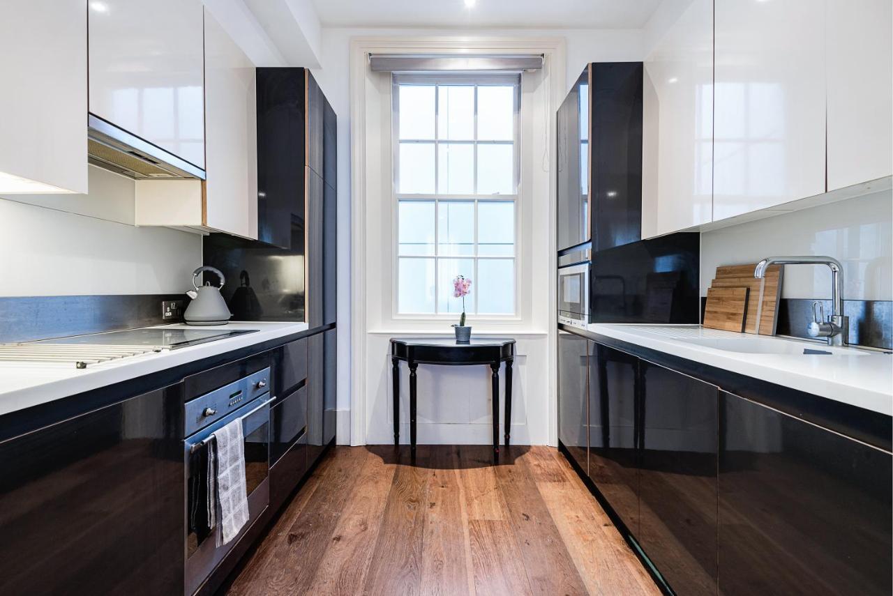 Modern Mayfair Apartments Лондон Экстерьер фото