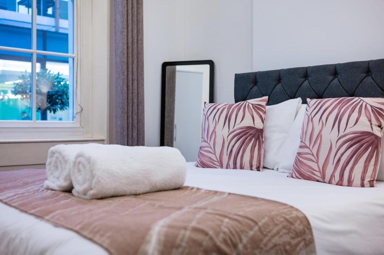 Modern Mayfair Apartments Лондон Экстерьер фото