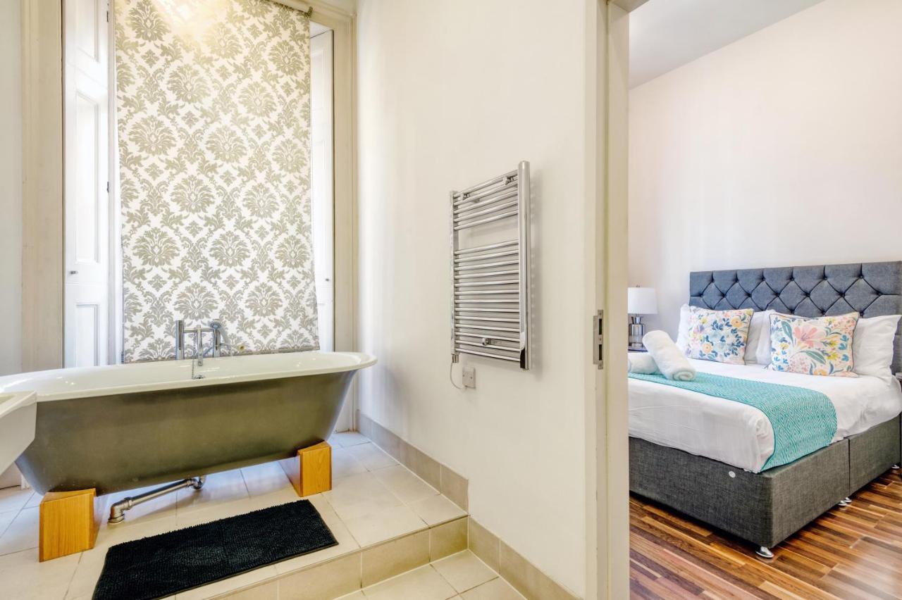 Modern Mayfair Apartments Лондон Экстерьер фото