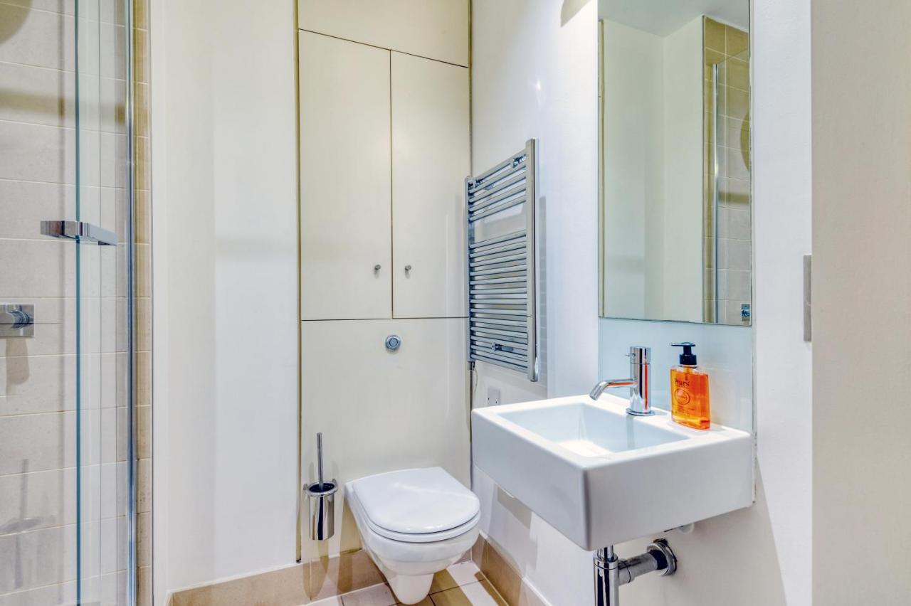 Modern Mayfair Apartments Лондон Экстерьер фото