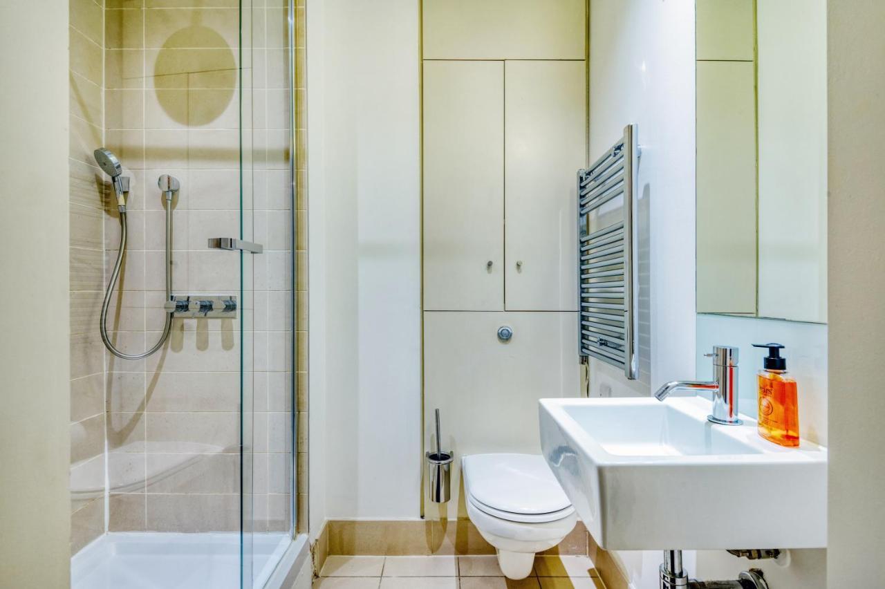 Modern Mayfair Apartments Лондон Экстерьер фото